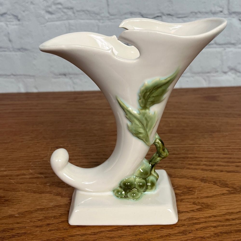 Hull 'Tokay' Tuscany vintage ceramic cornucopia planter vase grapes grape leaves